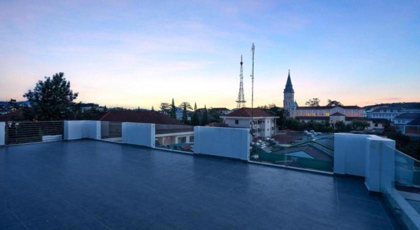 Yukkuri Boutique Hotel Dalat Buitenkant foto